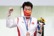 米兰体育-小将崭露头角，有望成为新一代篮球明星
